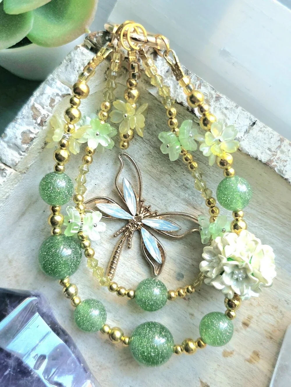 🌷Dragonfly Centered Trendy Fairycore Green Chunky Glittered Bead Phone Charm